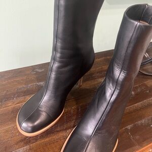 Jacquemus Black round square toe Heeled Boots Sleek Design new. Size 41